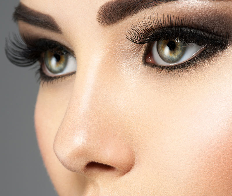 HOW TO GET LUSCIOUS LASHES IN 3 EASY STEPS